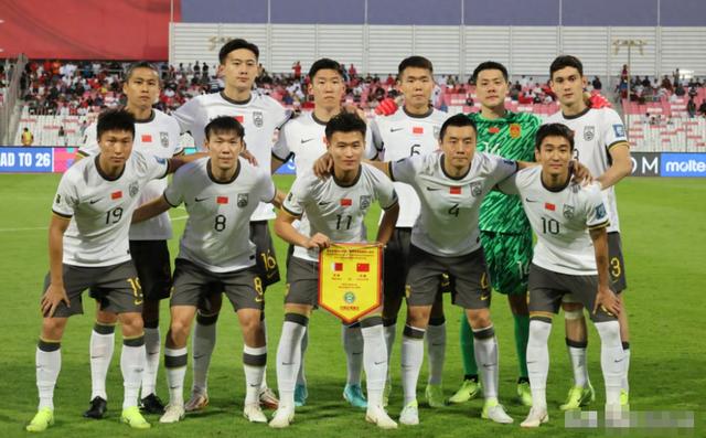 九游娱乐-关于出色发挥首场状态出色，日本队观众沸腾！，阿扎伦卡重返赛场全场沸腾不已的信息