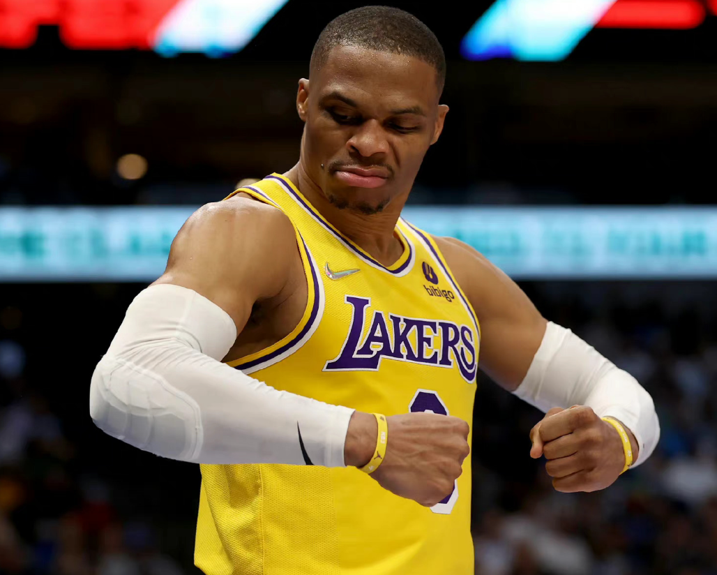 九游体育- 莎拉波娃和科维托娃 