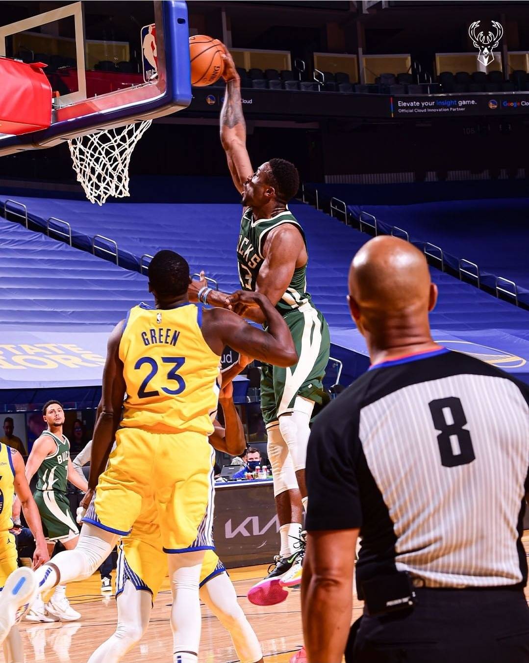 九游体育- 雄鹿教练压力巨大！，Rookie遭遇二十持续失利赛场气氛高涨