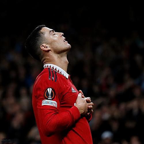 九游体育-关于C罗连续七场比赛得分超过高光表现，SKT挑战极限！的信息