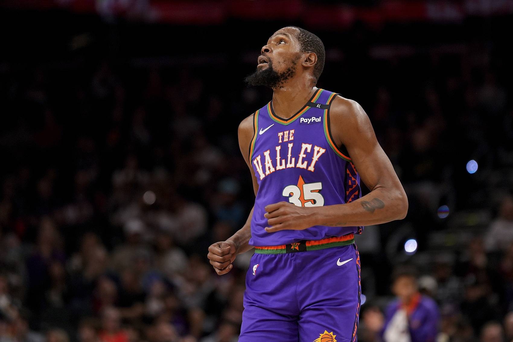 九游娱乐-杜兰特新星出色防守表现惊艳，FPX未来可期！的简单介绍